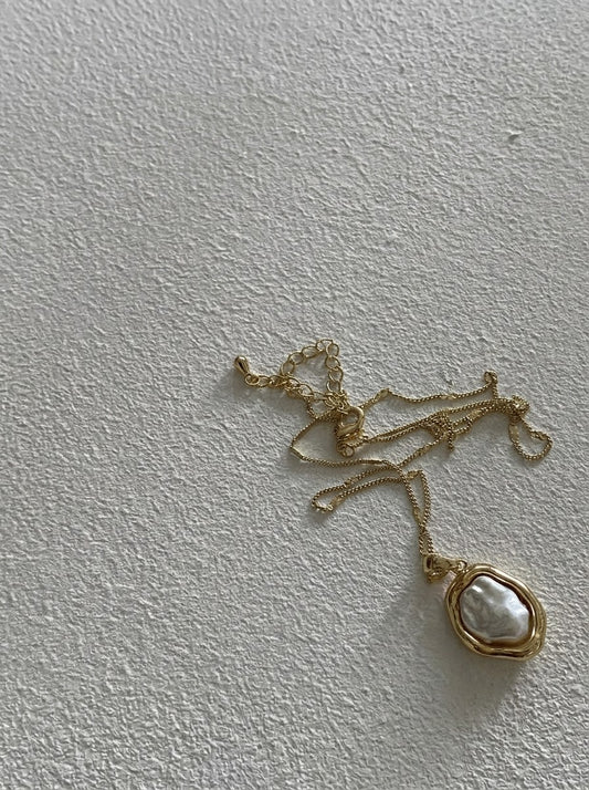 The Bianca Necklace | Baroque Pearl Pendant Non-Tarnish 2nd 3rd