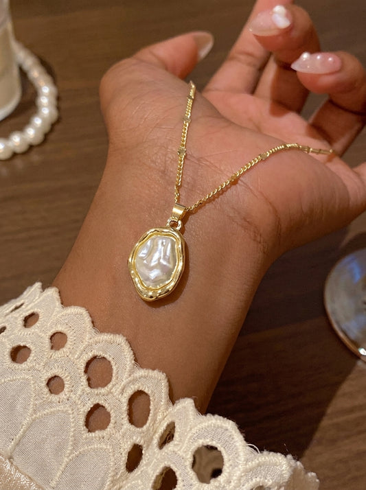 The Bianca Necklace | Baroque Pearl Pendant Non-Tarnish 2nd