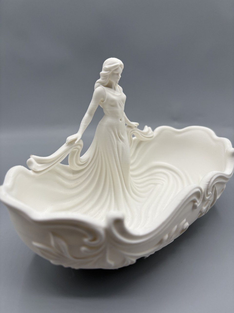 Hajimi  - Jewellery Holder 3D